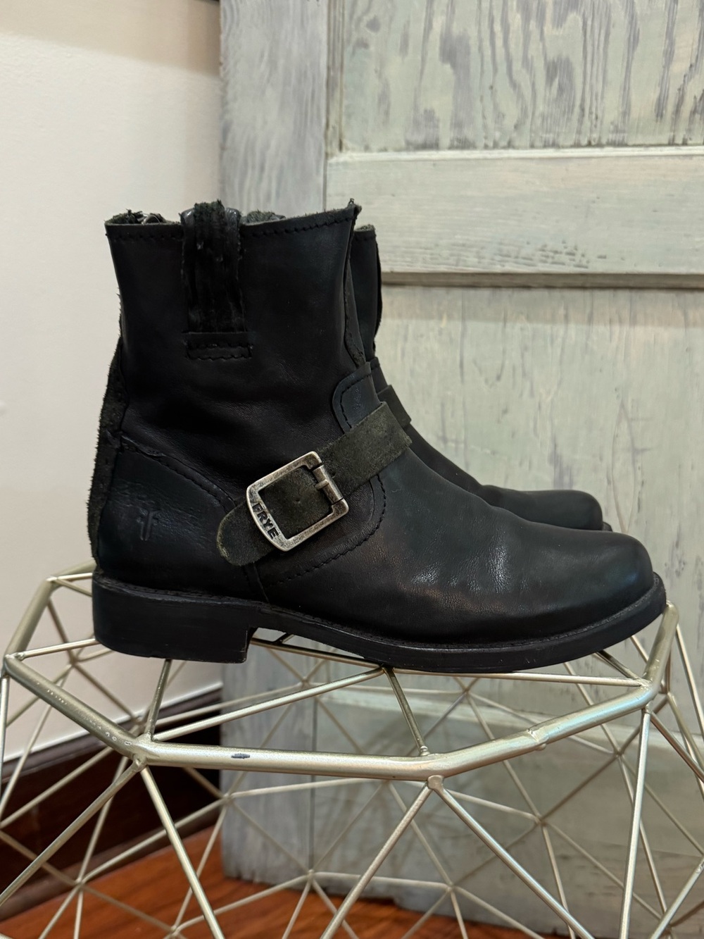 FRYE Women's Ankle Boots Vicky Artisan Back-Zip Size 9 Black Shoes